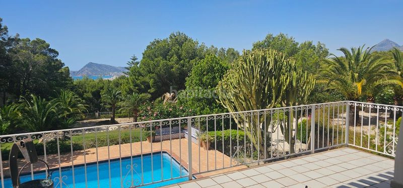 Foto 943d3b52-89ff-4fe4-9ae4-4a2eec693989. Casa amb piscina a Altea la vella Altea