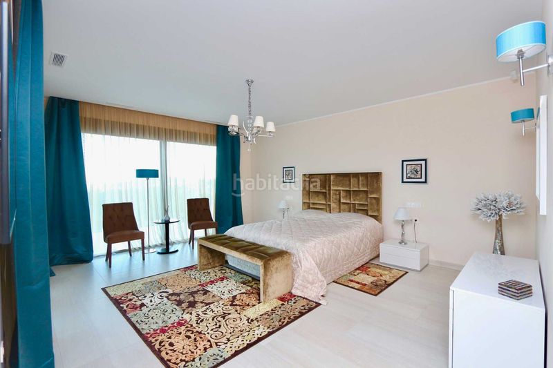 Foto f3763570-7c72-4f53-a595-fe4ae8495477. Xalet amb piscina a Altea la vella Altea