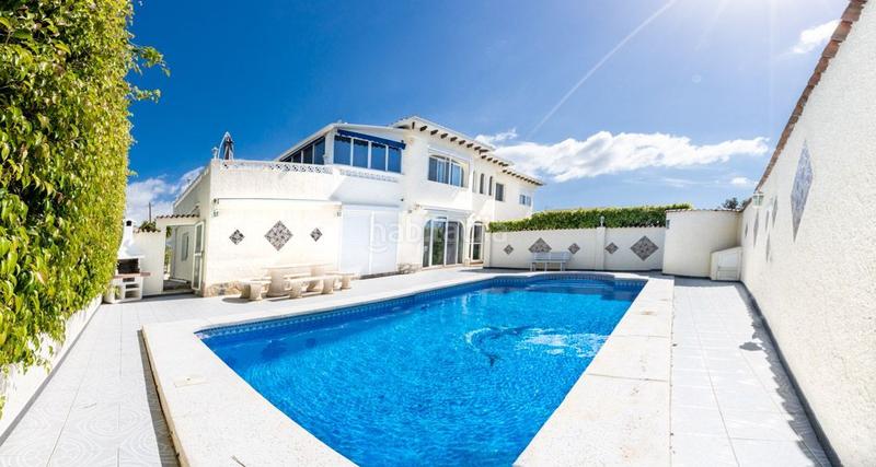 Foto 1ea240ab-f3b5-4e97-b8b6-623d1f26f084. Casa amb piscina a El Tossal-Bello Horizonte Nucia (la)