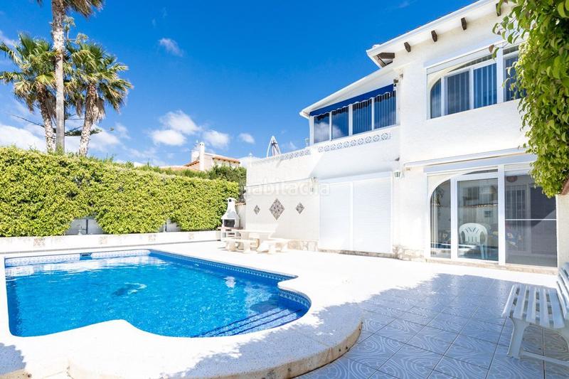 Foto 88c3a01b-e124-4336-a01e-cc59216f3691. Casa amb piscina a El Tossal-Bello Horizonte Nucia (la)