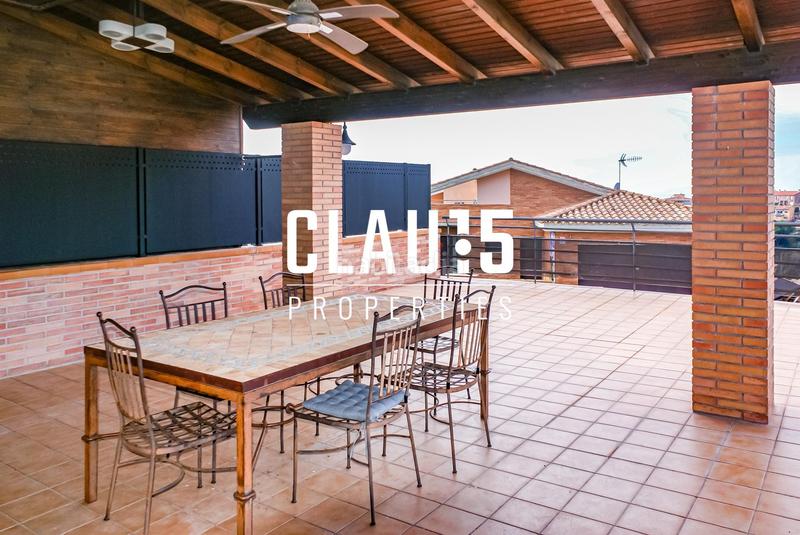 Foto 0e9067c0-c16b-452d-bba9-b0ad41bdb07d. Maison jumelée avec chauffage parking piscine dans Urbanitzacions Sant Pol de Mar