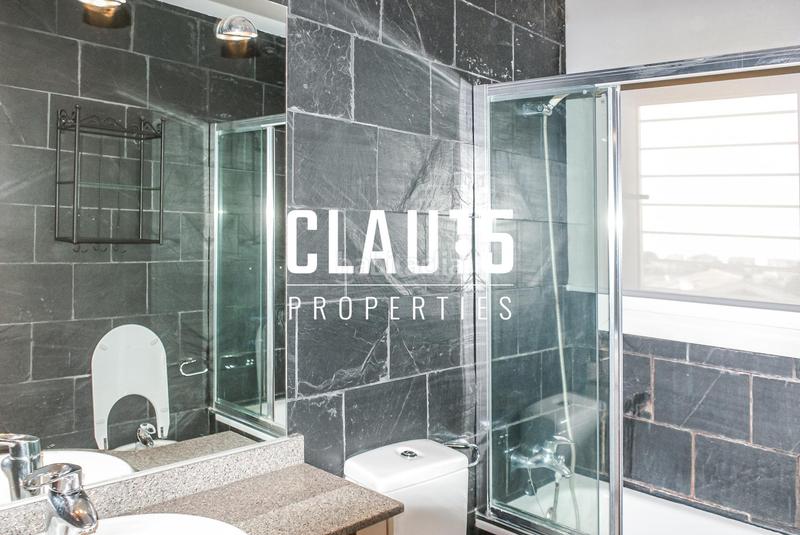 Foto 4c53d5d8-08db-4c5b-ab4d-2593e5d52d59. Maison jumelée avec chauffage parking piscine dans Urbanitzacions Sant Pol de Mar