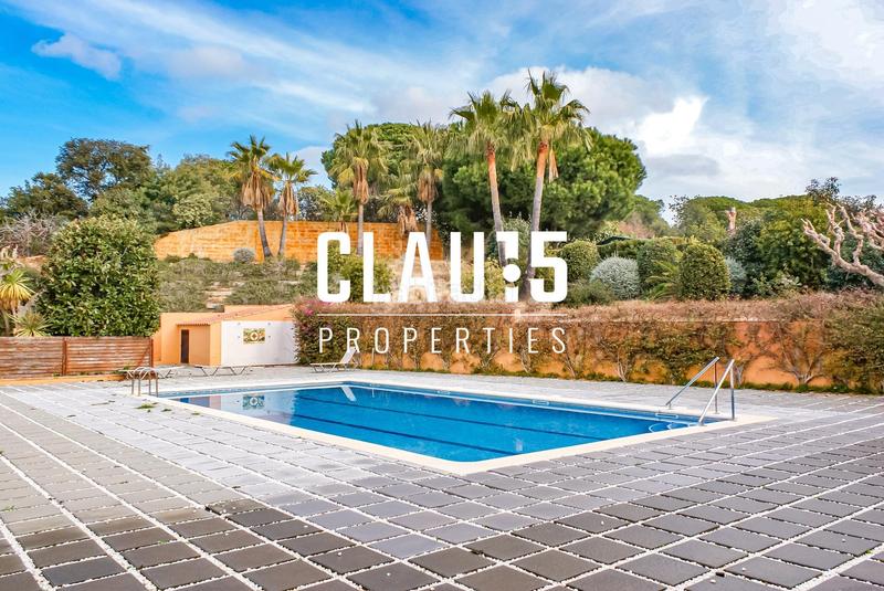 Foto 85116446-fa79-4a93-8953-de1d0bdaee23. Maison jumelée avec chauffage parking piscine dans Urbanitzacions Sant Pol de Mar