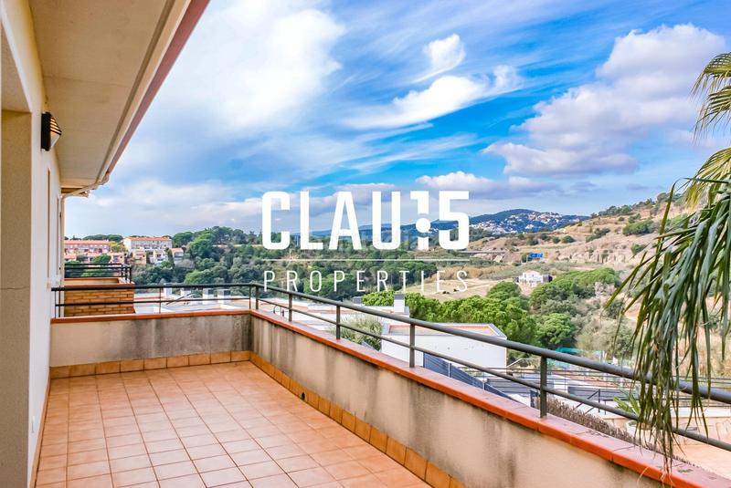 Foto f034a431-edc0-4459-b4ab-34a8f6ae48f5. Maison jumelée avec chauffage parking piscine dans Urbanitzacions Sant Pol de Mar