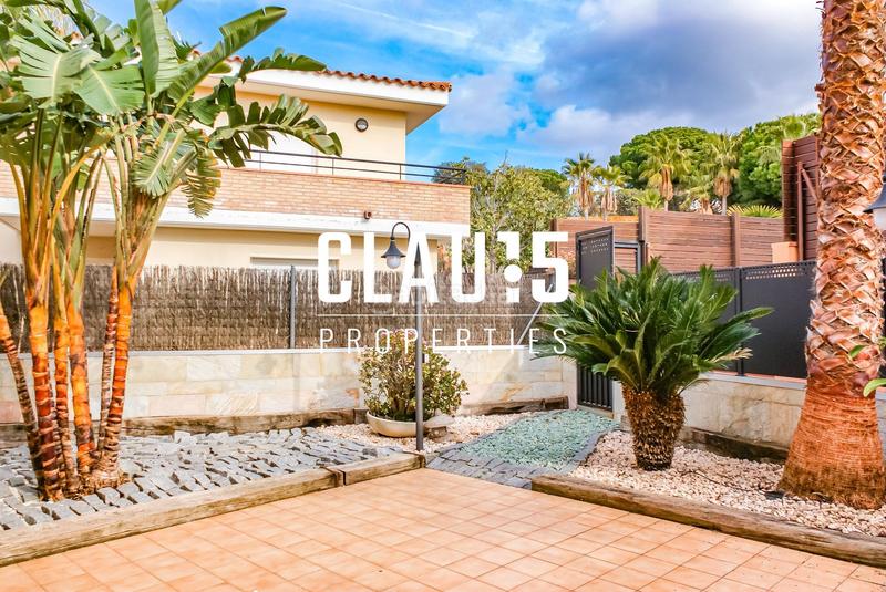 Foto ff596731-8c36-46bf-9fd5-74b3e8a38362. Maison jumelée avec chauffage parking piscine dans Urbanitzacions Sant Pol de Mar