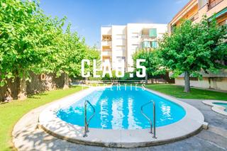 Appartement à Canet de Mar. Piso en venta totalmente reformado con piscina en canet de mar