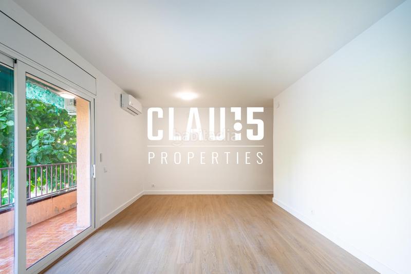 Foto 4b0288ce-657a-4dce-b345-61fe98c5f306. Piso  en venta totalmente reformado con piscina en Canet de Mar