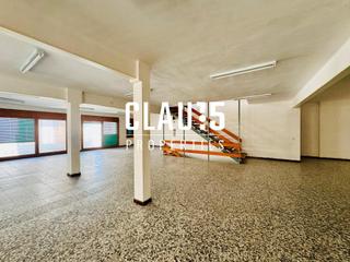 Local Comercial en Canet de Mar. Local de 200 m en venta en tercera planta, pleno centro de canet