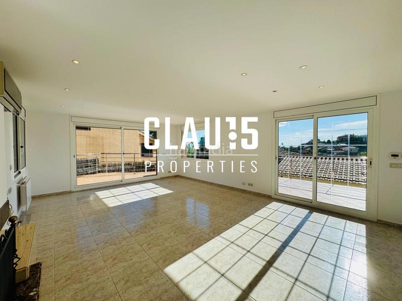 Foto 551a5206-b07e-4bc6-9560-0a758c41bcad. Rent house with heating parking pool in Canet de Mar