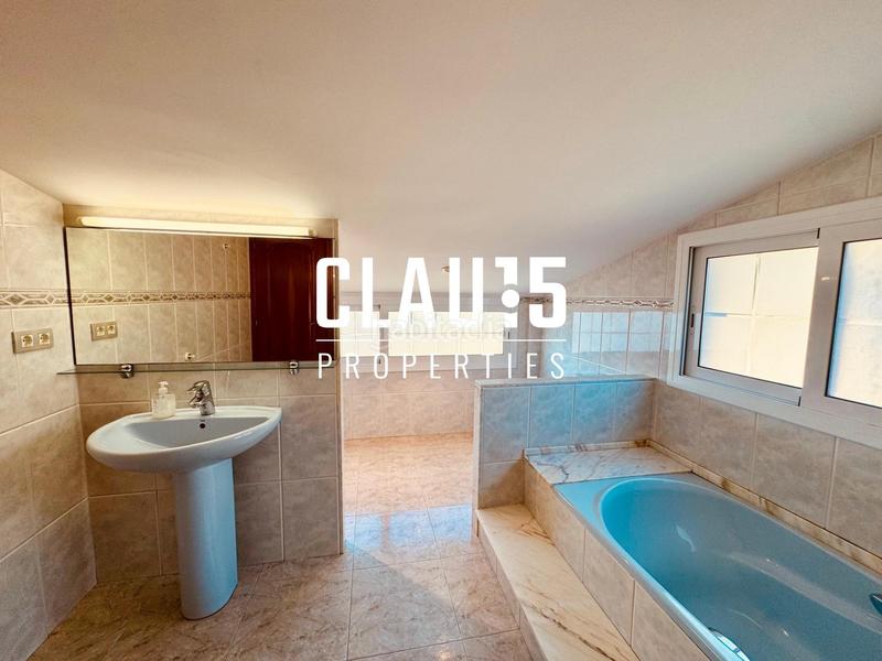 Foto ff0bfb9c-5cac-4557-9490-7fe7bd4beeb7. Rent house with heating parking pool in Canet de Mar