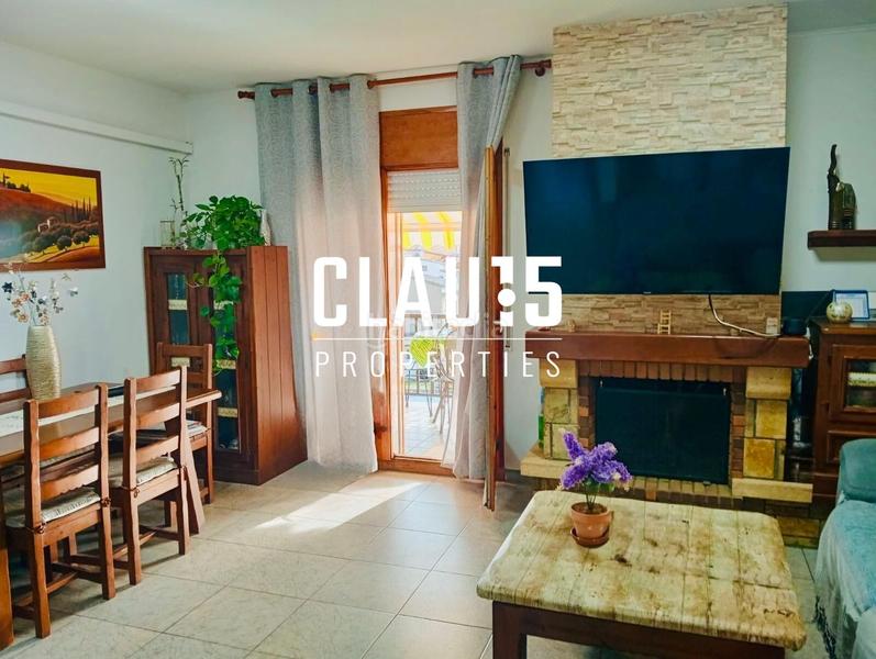 Foto 38459e43-047a-4ee9-9b6f-363b2304b703. Chalet exclusivo chalet en venta con dos viviendas independientes, piscina y terrazas en mas mora en Tordera