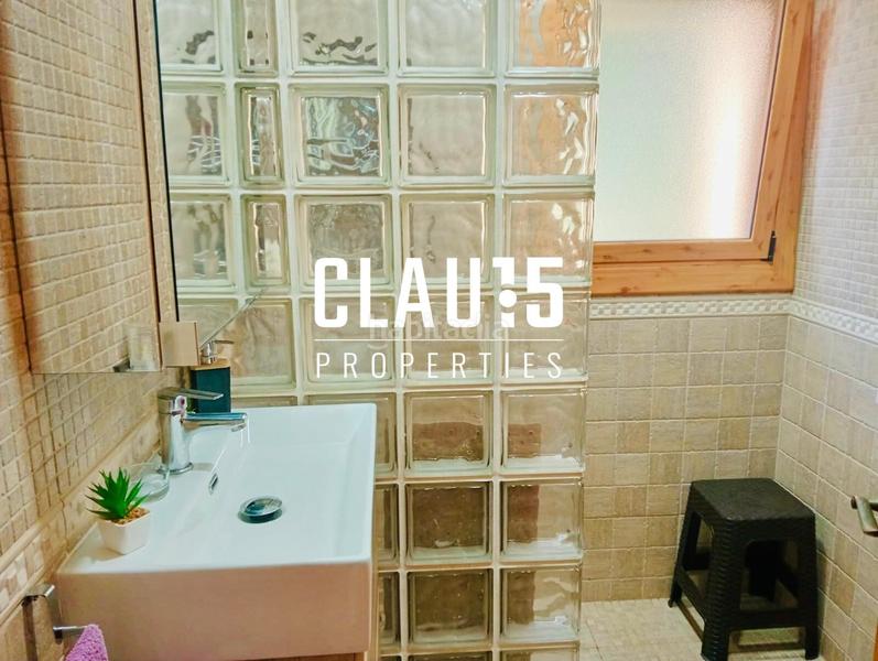 Foto b1adfe1e-31e7-482e-86ec-97ca26e8fea3. Chalet exclusivo chalet en venta con dos viviendas independientes, piscina y terrazas en mas mora en Tordera