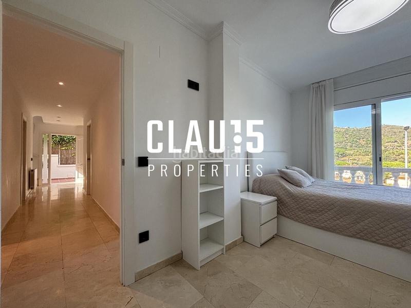 Foto e2bdd9fd-368a-48db-aa95-36ffbf340540. House with parking pool in Calella