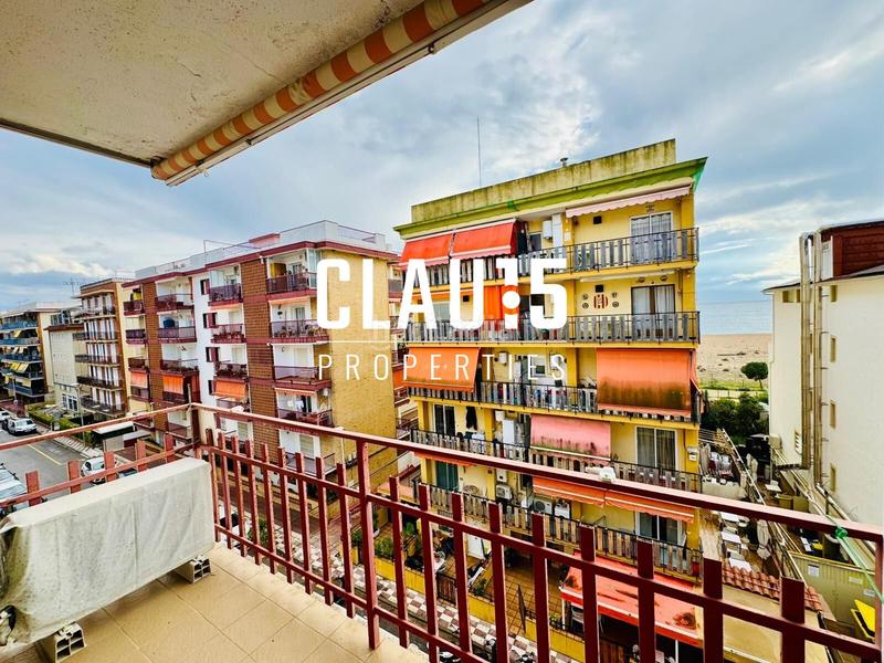 Foto 64c6f6f2-3bb1-4a46-b339-3988d67d441c. Flat in Canet de Mar