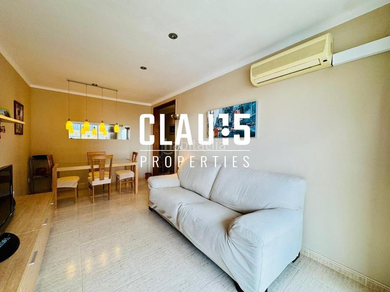Foto b433bae7-62cb-4d86-8d27-0e5920c2a966. Flat in Canet de Mar