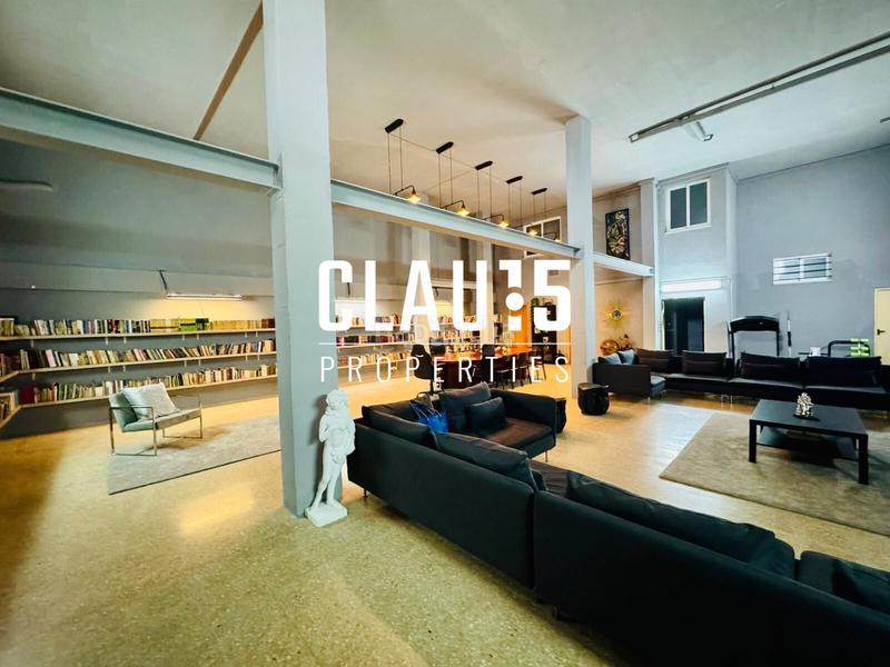 Foto 02082e80-7c0f-4bdb-917f-42d33f8ced09. House with parking pool in Canet de Mar