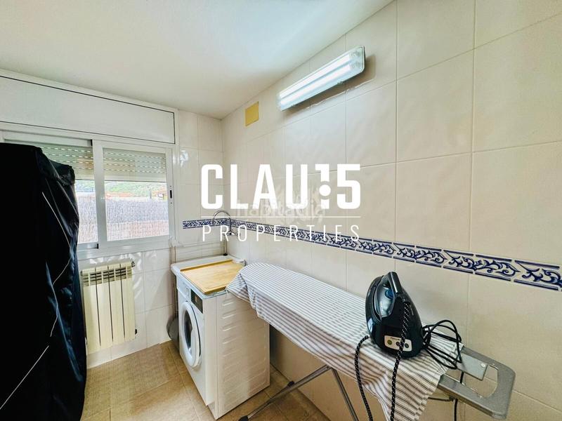 Foto 96b5b802-ef3d-464a-9adf-28dec9129725. House with parking pool in Canet de Mar