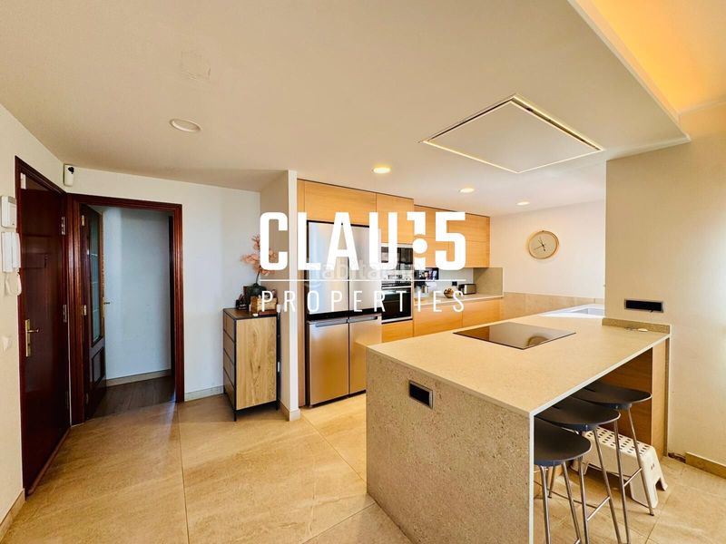 Foto 3753cec8-51e9-42e2-8e49-97e20746fcd8. Duplex con riscaldamento parcheggio in Els Pavos Blanes