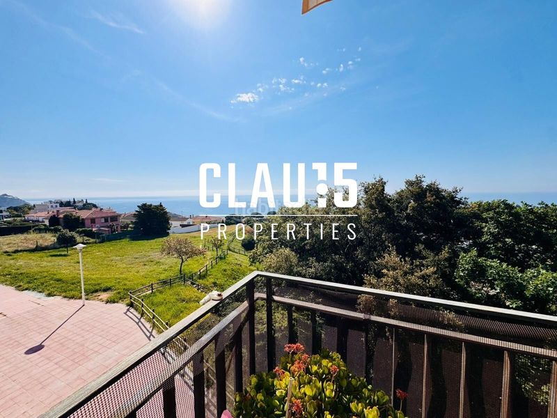 Foto 3ec7e69e-1d7d-4a8a-ac1c-e72867c46773. Duplex con riscaldamento parcheggio in Els Pavos Blanes