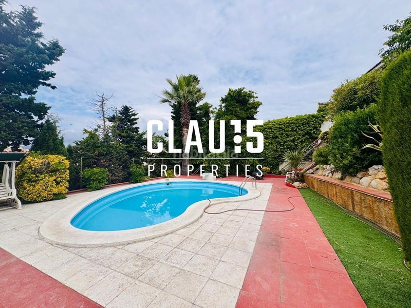 Foto a1ce6126-abe9-406f-a1ed-5f145bd8a4e1. Casa amb calefacció aparcament piscina a Canet de Mar