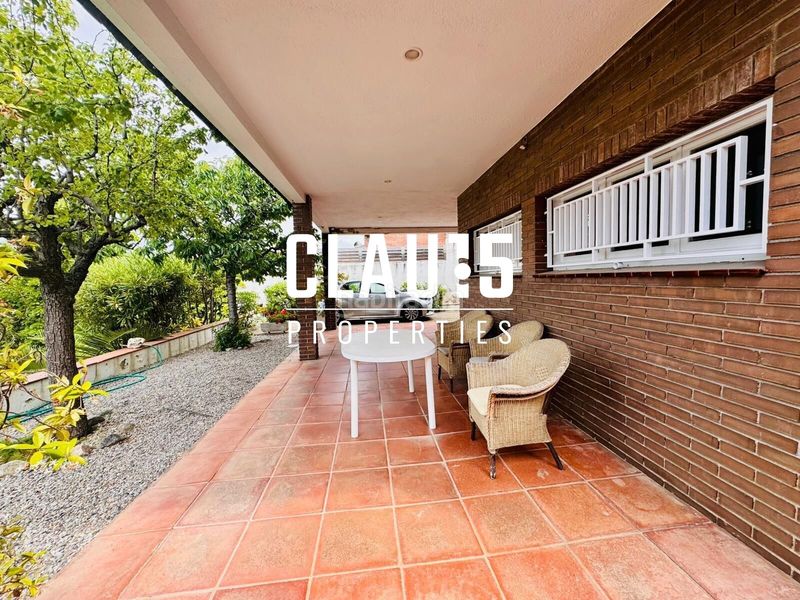 Foto c0e8b5df-e1b0-47a4-a2f0-77a482ca7bf5. Casa amb calefacció aparcament piscina a Canet de Mar
