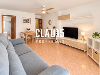 Appartamento in Malgrat de Mar. Piso en venta con vistas al mar y piscina en malgrat de mar