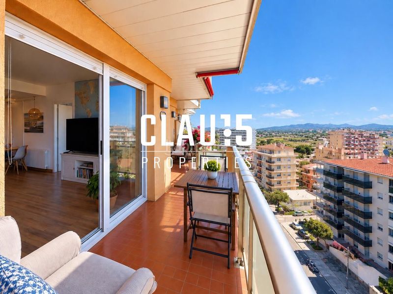 Foto 7393b0bf-f423-4ecb-9983-2d904b46b46e. Flat with heating pool in Els Pins Blanes
