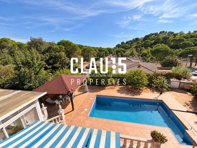 Foto 30bae261-1934-40f0-906f-6898852e2ec8. House with heating parking pool in Lloret Verd - Els Pinars Lloret de Mar