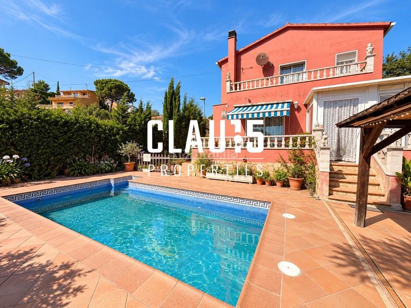 Foto cd9ff02b-9548-41cc-b81e-03d748eb22bd. House with heating parking pool in Lloret Verd - Els Pinars Lloret de Mar
