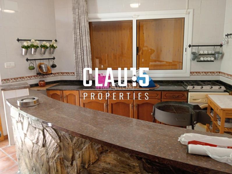 Foto 2e7200c3-6179-456d-8f9b-bf80304b7313. Chalet con parcheggio piscina in Roca Grossa Lloret de Mar