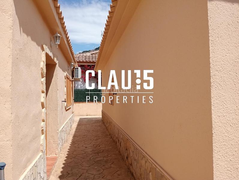 Foto bc46f39a-42d4-4bf6-8eee-9f2cb5ae0273. Chalet con parcheggio piscina in Roca Grossa Lloret de Mar