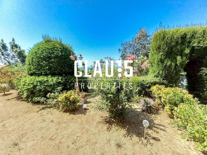 Foto 35288865-62d0-4c71-8621-5b863606d6cb. Casa amb aparcament a Pinemar Pineda de Mar