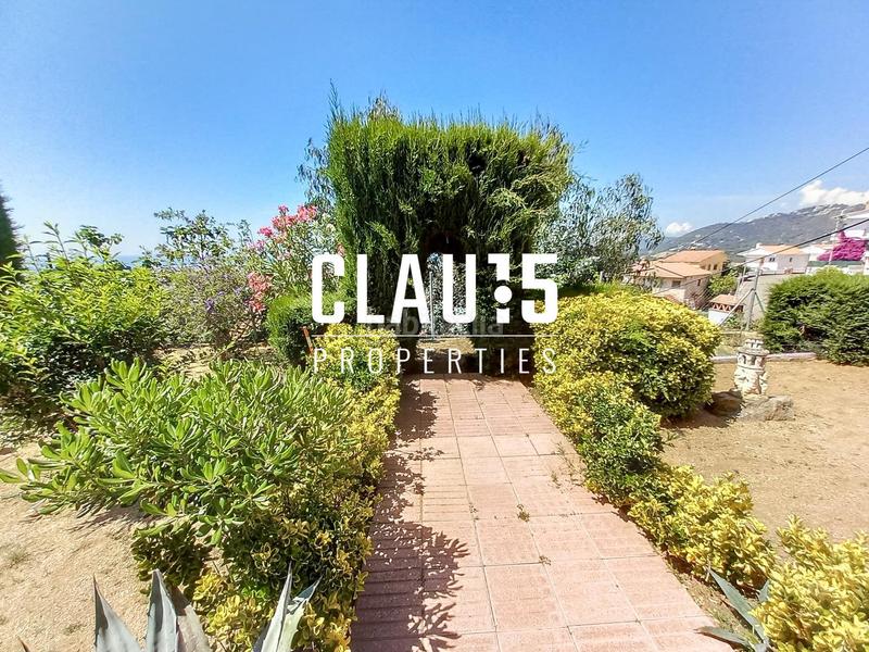 Foto 626c3a98-a458-4b1b-8e03-73a5a0fbacae. Casa amb aparcament a Pinemar Pineda de Mar