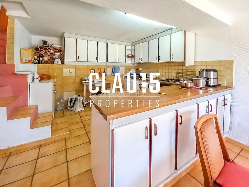 Foto 6edd0c77-aa44-47c2-a319-031fd963bdf4. Casa amb aparcament a Pinemar Pineda de Mar