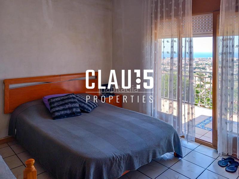 Foto bf842157-6c42-406b-a82e-0171e0a08edb. Casa amb aparcament a Pinemar Pineda de Mar