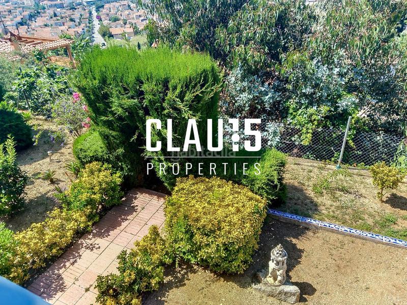 Foto c242fd85-ec0d-478d-bf82-4c36014b5575. Casa amb aparcament a Pinemar Pineda de Mar