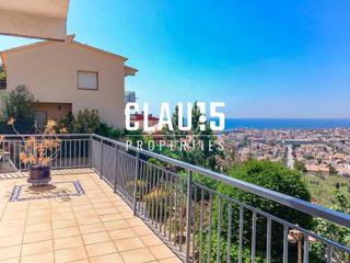 Casa a Pinemar. Casa unifamiliar en venta con apartamento independiente en pined