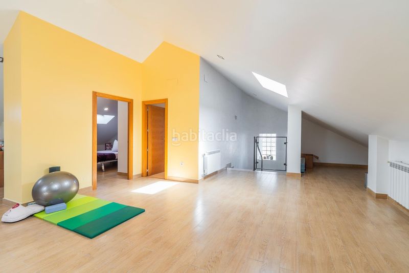 Foto 7e000dc6-c478-4123-847a-72cd04b114f8. Xalet amb aparcament a Cobeña