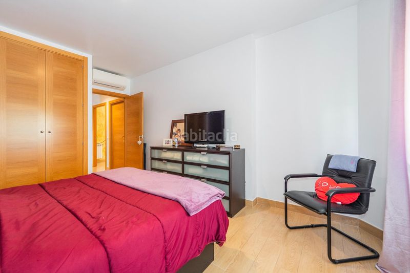 Foto c9fe2c4b-edd2-47b3-9e14-6810ede6f7ab. Xalet amb aparcament a Cobeña