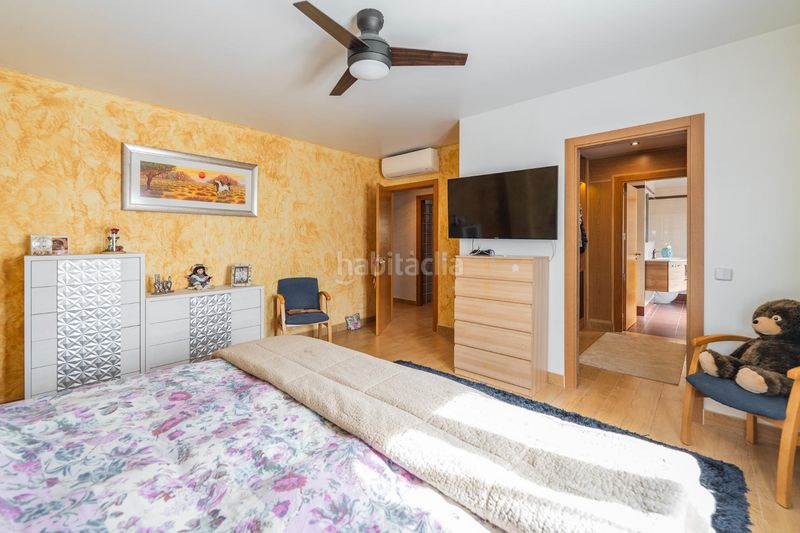 Foto e5193f05-03c6-4e30-a2d1-64cfceb30616. Xalet amb aparcament a Cobeña