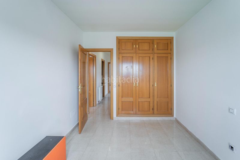 Foto 7e4ba34b-fbf9-4263-950a-07fc0cc79901. Casa aparellada amb aparcament piscina a Cedillo del Condado