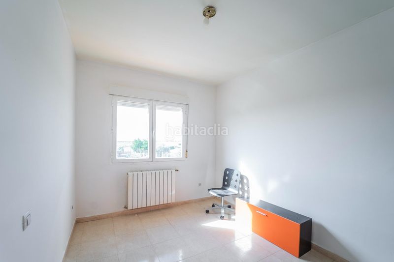 Foto d223711a-9715-4e5e-a3e3-17890ad20113. Casa aparellada amb aparcament piscina a Cedillo del Condado