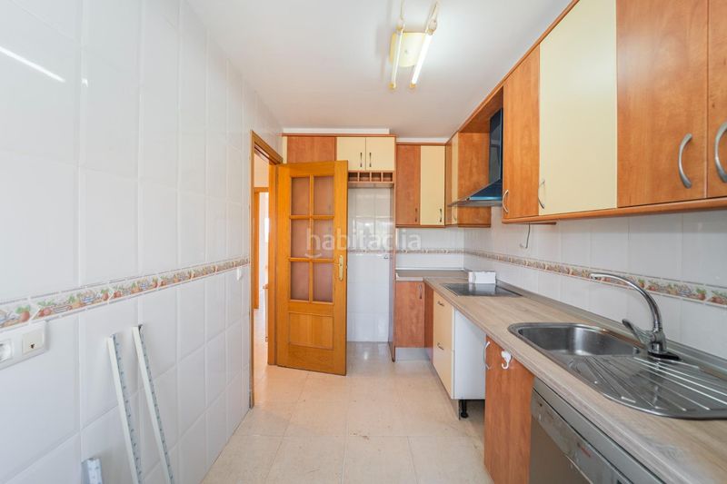 Foto ee8bd5f3-2483-424c-81fe-32f1f81db0ef. Casa aparellada amb aparcament piscina a Cedillo del Condado