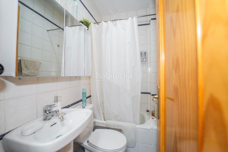 Foto 76086d8e-9f36-4a41-a785-0c9c77080826. Casa aparellada amb aparcament a Cedillo del Condado