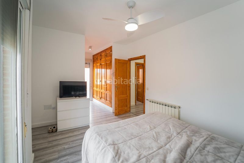 Foto a8720d51-374e-464f-a401-27a3d53e855a. Casa aparellada amb aparcament a Cedillo del Condado