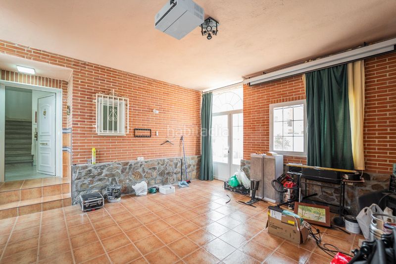 Foto a901ab02-fa81-478f-a738-09e19f646e2c. Casa aparellada amb aparcament a Cedillo del Condado