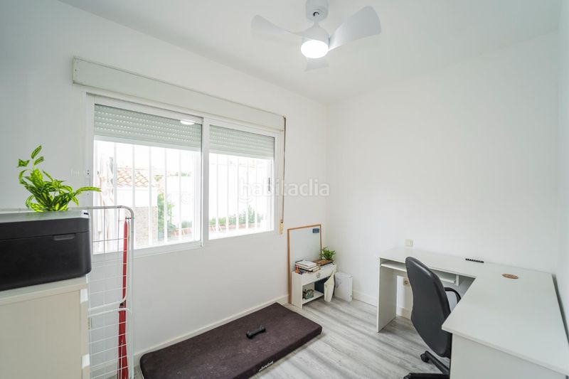 Foto bfcbcb4e-7897-4fe1-8e88-a5d888dca5a3. Casa aparellada amb aparcament a Cedillo del Condado