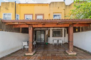 Reihenhaus in Magán. Adosado en magan con placas solares