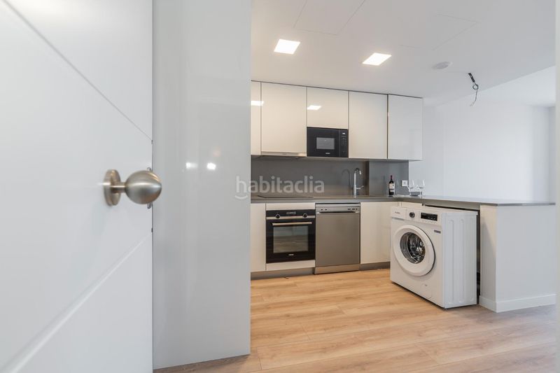 Foto 4780b8fd-cdc9-4735-870a-51843f4bd0f1. Piccolo appartamento con riscaldamento parcheggio piscina in Madrid