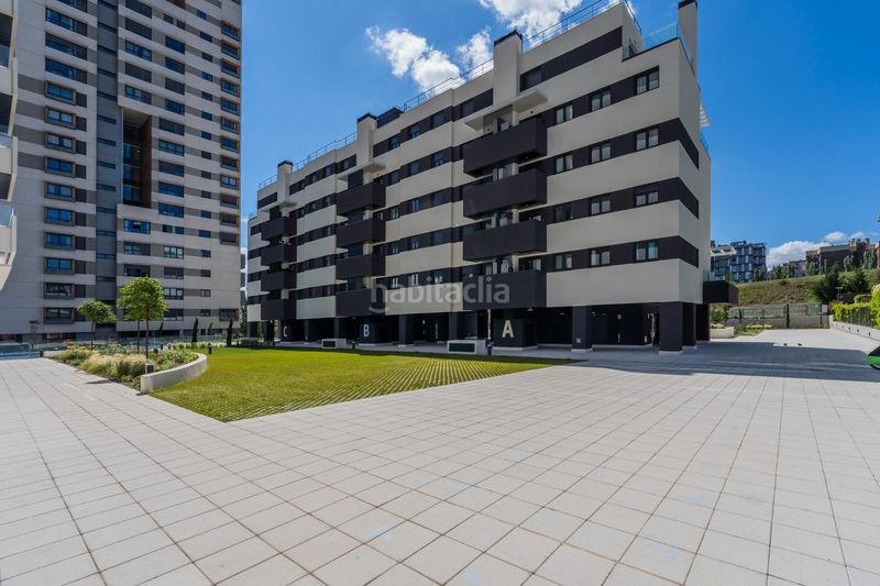 Foto f2f96697-ede2-41d4-a4c1-a276645c73a9. Piccolo appartamento con riscaldamento parcheggio piscina in Madrid